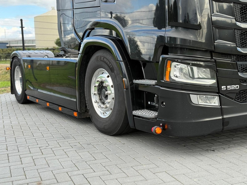 Scania S520 V8 NGS EURO 6D, VOLLUCHT, RETARDER, 6 PUNTS LUCHTVERING, LEER, ALCOA. - Ťahač: obrázok 3 Scania S520 V8 NGS EURO 6D, VOLLUCHT, RETARDER, 6 PUNTS LUCHTVERING, LEER, ALCOA. - Ťahač: obrázok 3