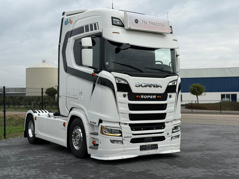 Scania S520 V8 NGS FULL SPOILER, PARK COOLER, FULL AIR, RETARDER, 6 BALLOONS. - Ťahač: obrázok 1 Scania S520 V8 NGS FULL SPOILER, PARK COOLER, FULL AIR, RETARDER, 6 BALLOONS. - Ťahač: obrázok 1