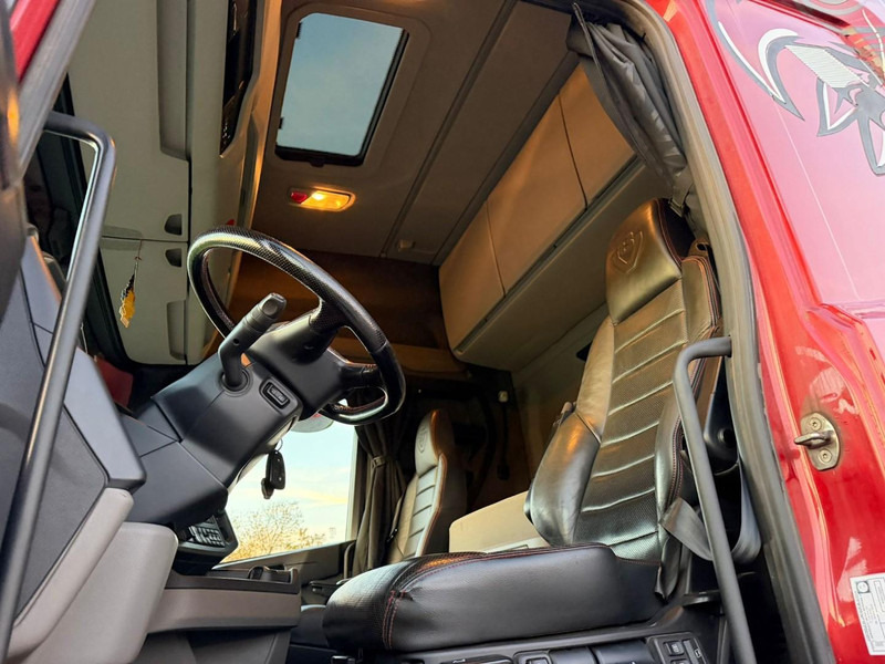 Ťahač Scania S580 V8 NGS VOLLUCHT, KING OF THE ROAD, HYDRAULIEK, LEER, ALCOA.: obrázok 15 Ťahač Scania S580 V8 NGS VOLLUCHT, KING OF THE ROAD, HYDRAULIEK, LEER, ALCOA.: obrázok 15