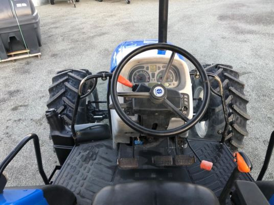 New Holland TL100A tracteur - Traktor: obrázok 5 New Holland TL100A tracteur - Traktor: obrázok 5
