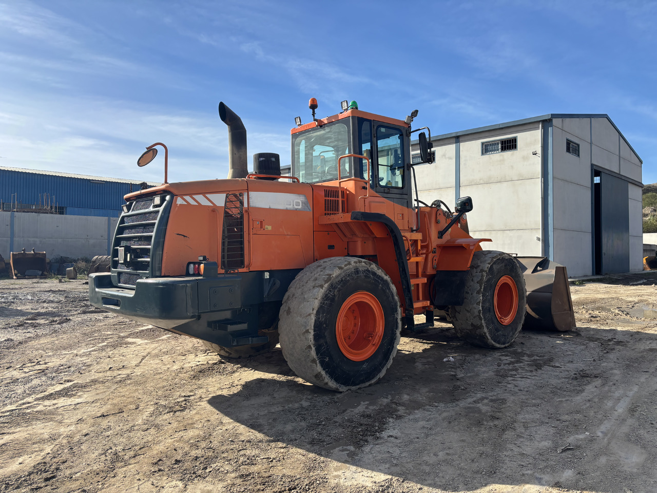 Doosan DL300 - Kolesový nakladač: obrázok 5 Doosan DL300 - Kolesový nakladač: obrázok 5