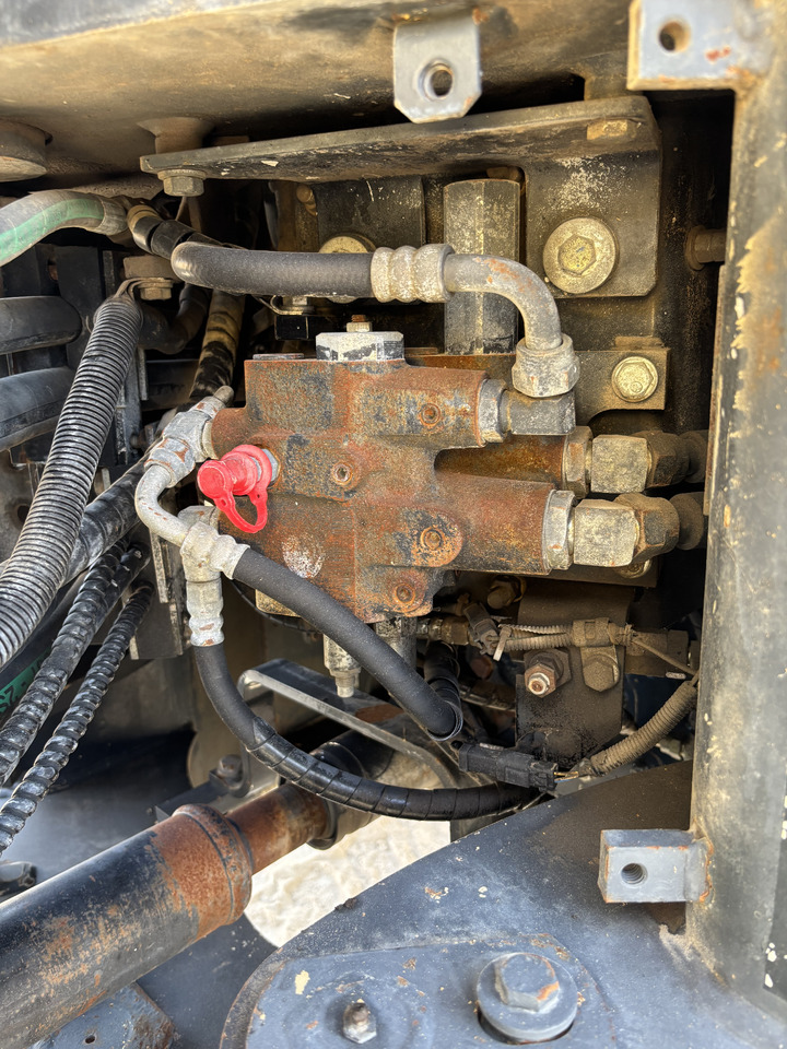 Nakladač KOMATSU WA380-6: obrázok 9 Nakladač KOMATSU WA380-6: obrázok 9