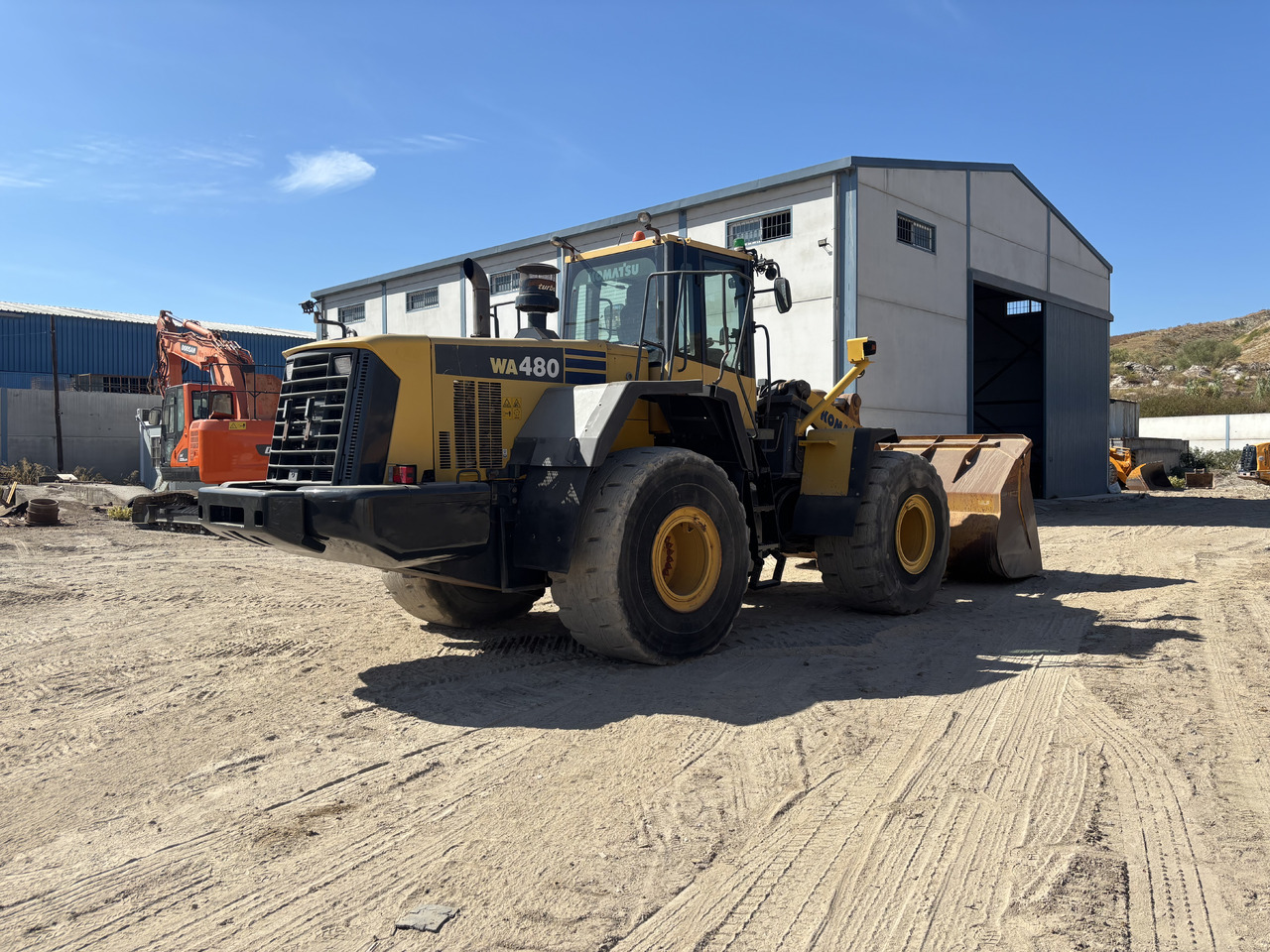 KOMATSU WA480-6 - Kolesový nakladač: obrázok 5 KOMATSU WA480-6 - Kolesový nakladač: obrázok 5