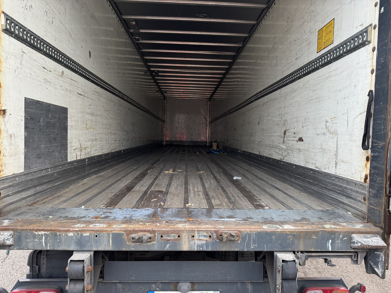 FRUEHAUF Fourgon - Náves skriňové: obrázok 5 FRUEHAUF Fourgon - Náves skriňové: obrázok 5