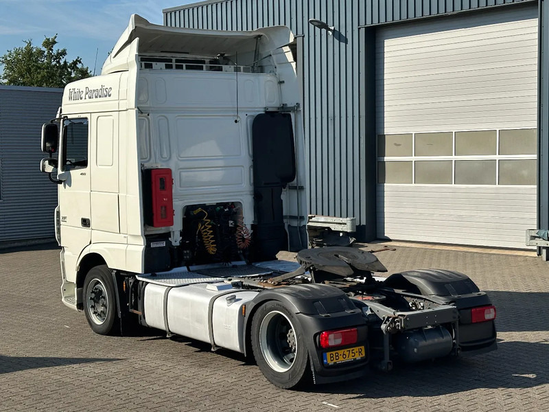 DAF XF 460 Space Cab-Mega-Hefschotel-2 Tank-Euro 6 - Ťahač: obrázok 4 DAF XF 460 Space Cab-Mega-Hefschotel-2 Tank-Euro 6 - Ťahač: obrázok 4