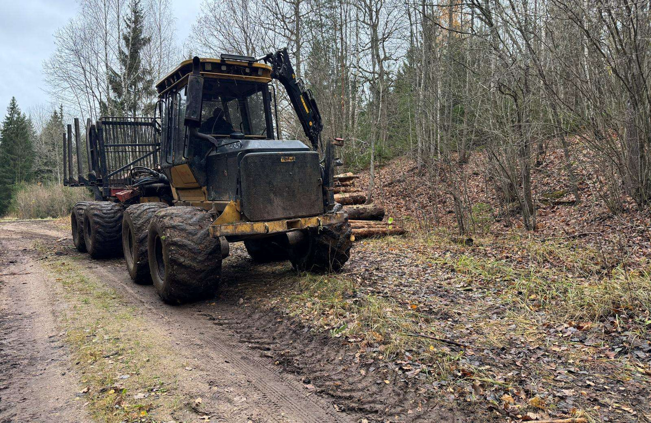 Tigercat 1075 - Vyvážečka: obrázok 2 Tigercat 1075 - Vyvážečka: obrázok 2