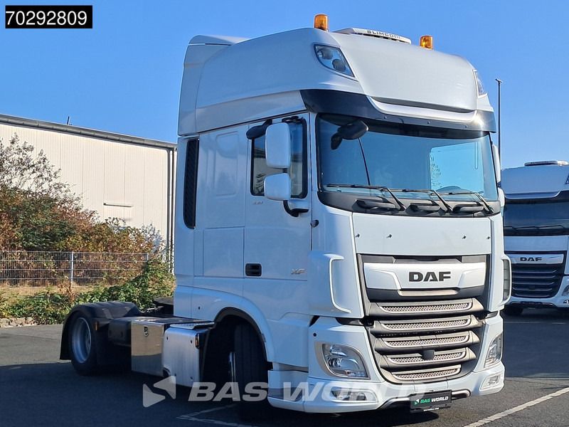 DAF XF 530 4X2 Mega SSC Hebesattel Retarder 2xTanks ACC Standklima Euro 6 - Ťahač: obrázok 3 DAF XF 530 4X2 Mega SSC Hebesattel Retarder 2xTanks ACC Standklima Euro 6 - Ťahač: obrázok 3