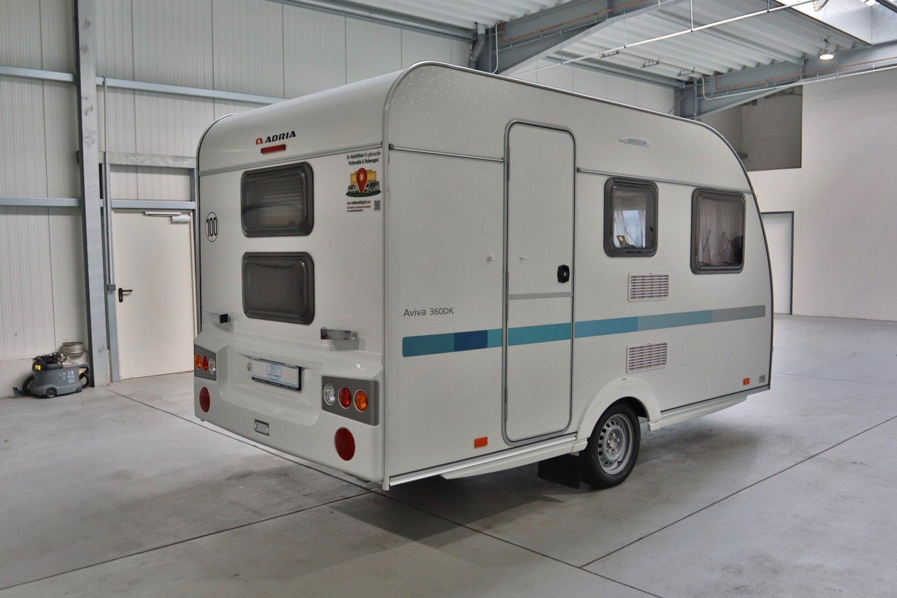 Adria Aviva 360 DK /1.Hand/Top-Fahrzeug/Etagenbetten Adria Aviva 360 DK /1.Hand/Top-Fahrzeug/Etagenbetten - Obytný príves: obrázok 4 Adria Aviva 360 DK /1.Hand/Top-Fahrzeug/Etagenbetten Adria Aviva 360 DK /1.Hand/Top-Fahrzeug/Etagenbetten - Obytný príves: obrázok 4