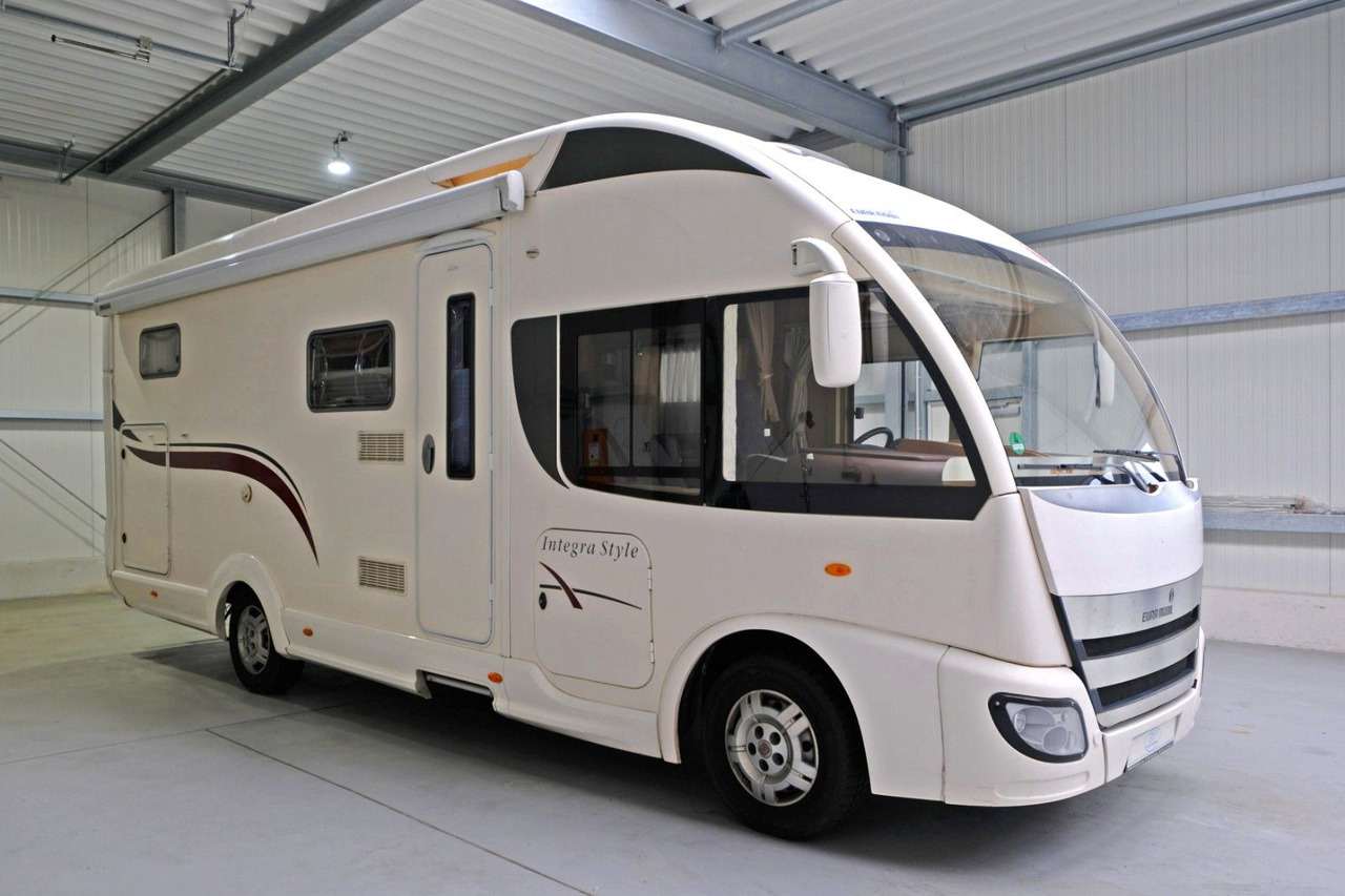 Eura Mobil Integra Style IS 700 EB/Einzelbetten+Hubbett - Integrované obytné auto: obrázok 1 Eura Mobil Integra Style IS 700 EB/Einzelbetten+Hubbett - Integrované obytné auto: obrázok 1