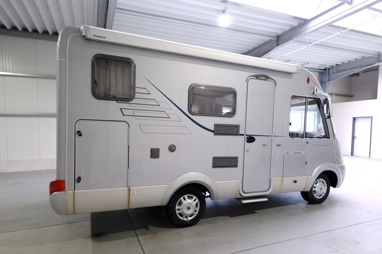 HYMER / ERIBA / HYMERCAR B 504 CL/Festbett+Hubbett/Solar/Klima/Garage/TOP - Integrované obytné auto: obrázok 4 HYMER / ERIBA / HYMERCAR B 504 CL/Festbett+Hubbett/Solar/Klima/Garage/TOP - Integrované obytné auto: obrázok 4