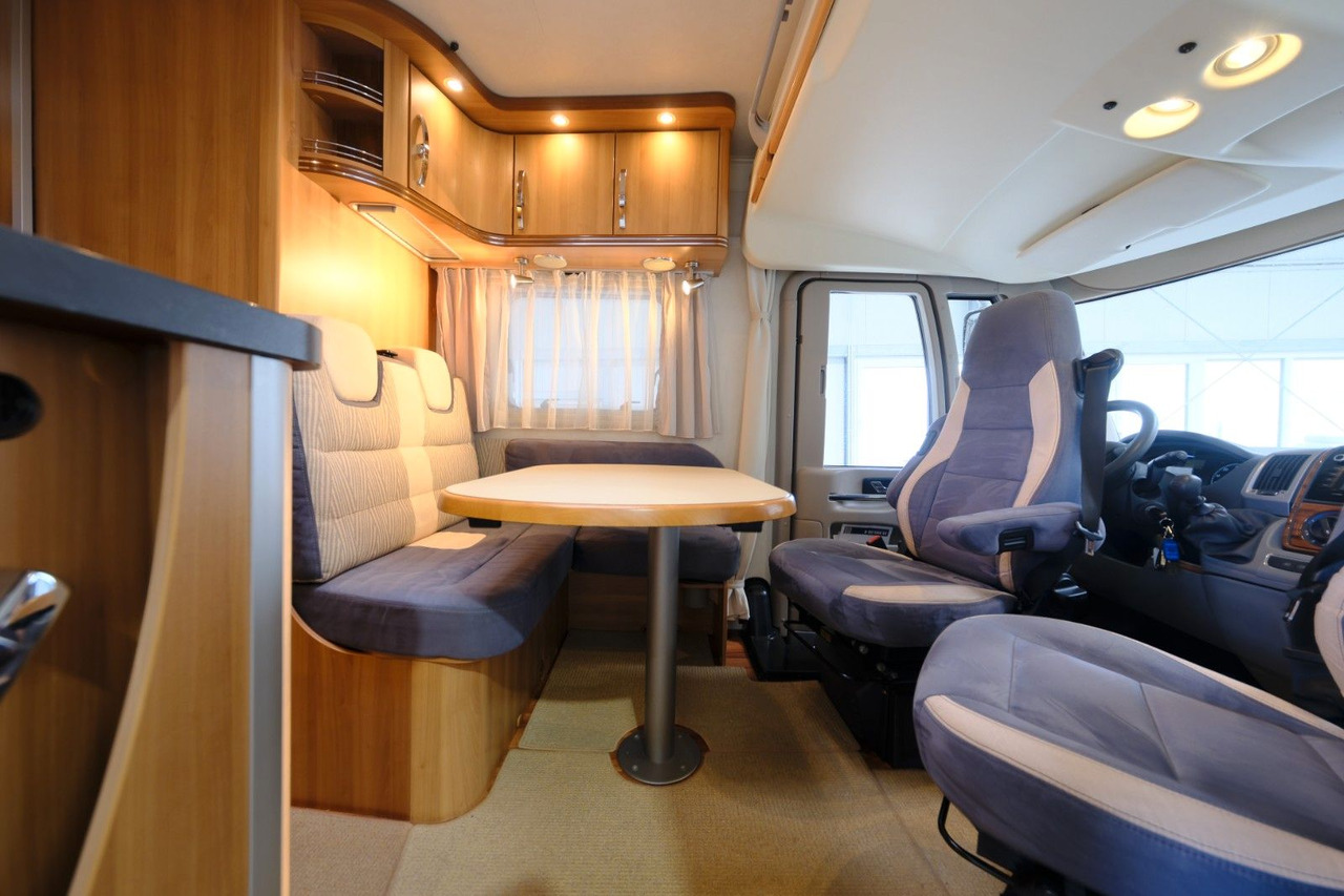 Integrované obytné auto HYMER / ERIBA / HYMERCAR B 504 CL / Hubbett / Festbett / Garage: obrázok 10