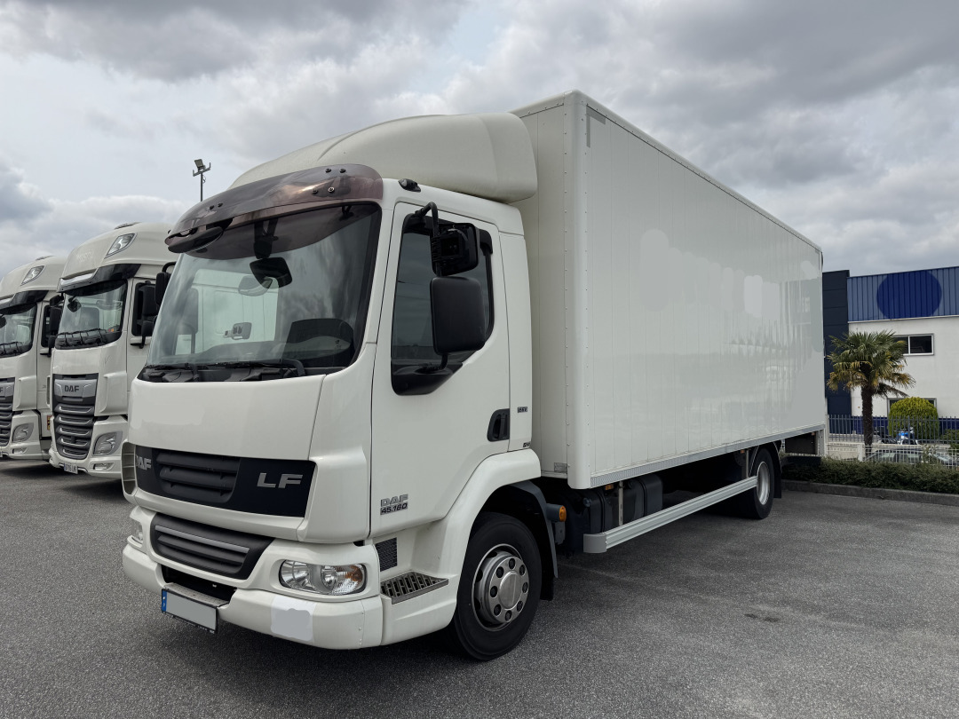 DAF LF 160 45IV - Skříňový nákladní auto: obrázok 1 DAF LF 160 45IV - Skříňový nákladní auto: obrázok 1
