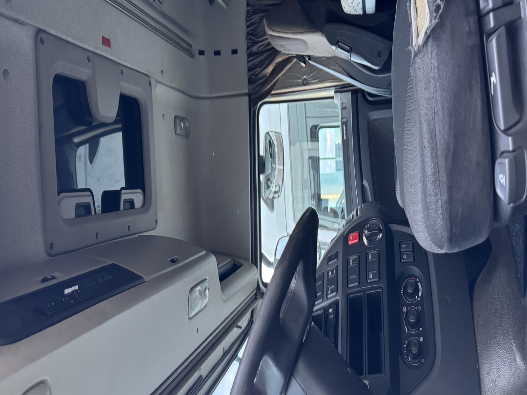 DAF XF 460 - Ťahač: obrázok 4 DAF XF 460 - Ťahač: obrázok 4
