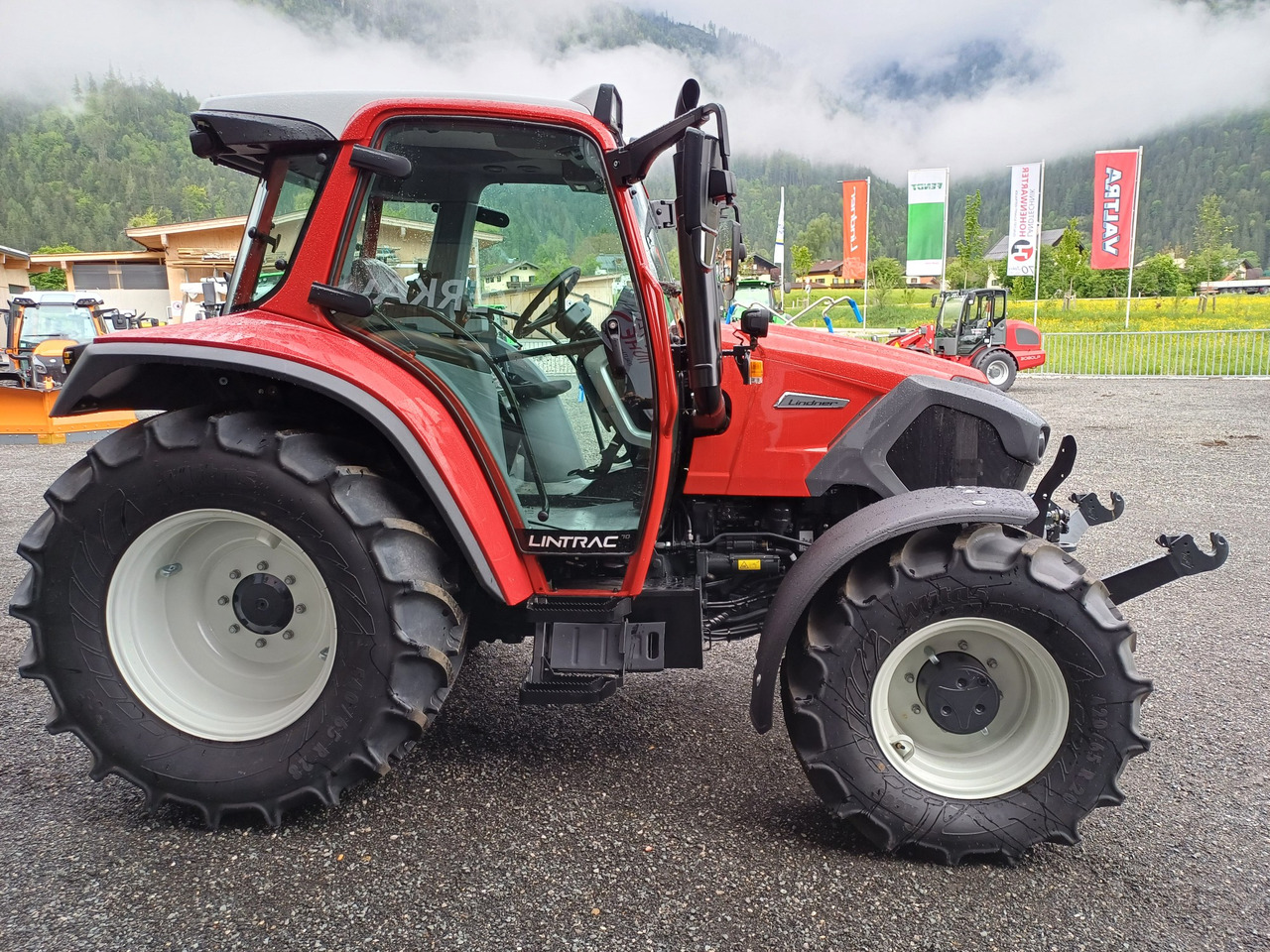 Lindner Lintrac 70 (23263) - Traktor: obrázok 5 Lindner Lintrac 70 (23263) - Traktor: obrázok 5