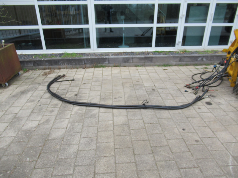 Zametacie vozidlo HWH RH-25315 Onkruidborstel Zwaar + HYDRO unit: obrázok 11 Zametacie vozidlo HWH RH-25315 Onkruidborstel Zwaar + HYDRO unit: obrázok 11