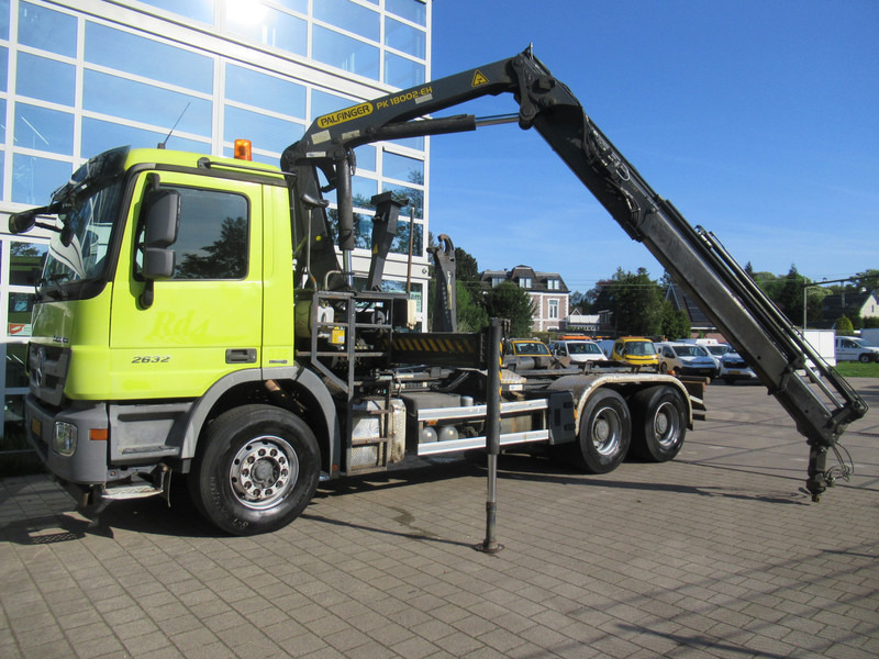Mercedes-Benz Actros 2632 6X4 Steel + Palfinger PK18002-EH + 20T Haak Hook Haken - Kontejnérový podvozek/ Výměnná nástavba, Auto s hydraulickou rukou: obrázok 2 Mercedes-Benz Actros 2632 6X4 Steel + Palfinger PK18002-EH + 20T Haak Hook Haken - Kontejnérový podvozek/ Výměnná nástavba, Auto s hydraulickou rukou: obrázok 2