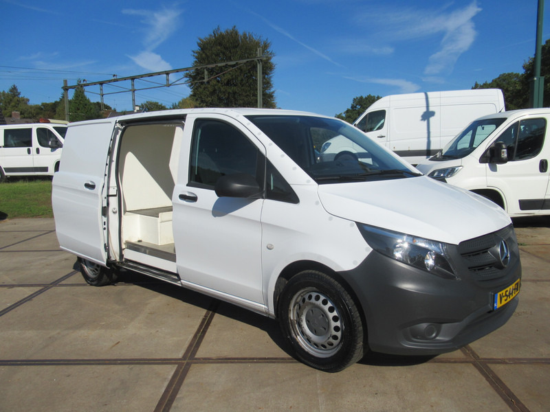 Mercedes-Benz Vito 639/5 4x4 113CDI DENSO koelinbouw - Chladiarenská dodávka: obrázok 5 Mercedes-Benz Vito 639/5 4x4 113CDI DENSO koelinbouw - Chladiarenská dodávka: obrázok 5