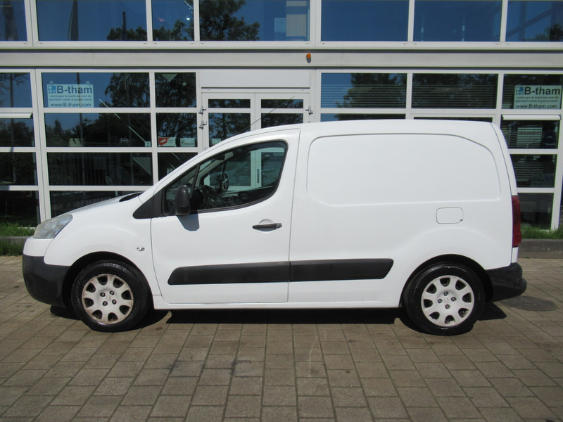 Peugeot Partner 122 1.6 HDI L1XT Pro+ AIRCO 3-Zitpl./Seats - Malá dodávka: obrázok 2 Peugeot Partner 122 1.6 HDI L1XT Pro+ AIRCO 3-Zitpl./Seats - Malá dodávka: obrázok 2