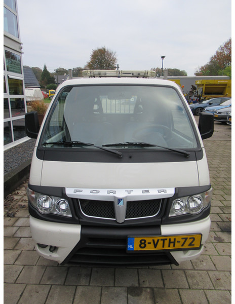 Piaggio Porter 1.3i 46KW Extra PICKUP Bi-Fuel Benzine - CNG - Dodávka valník: obrázok 5 Piaggio Porter 1.3i 46KW Extra PICKUP Bi-Fuel Benzine - CNG - Dodávka valník: obrázok 5