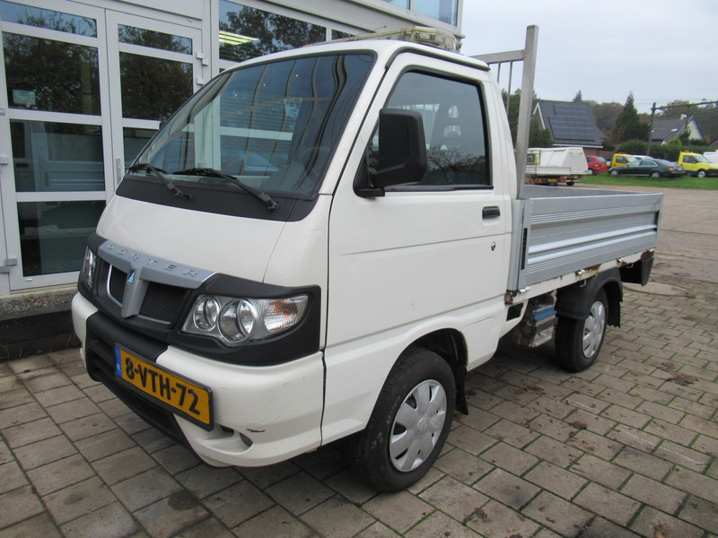 Piaggio Porter 1.3i 46KW Extra PICKUP Bi-Fuel Benzine - CNG - Dodávka valník: obrázok 3 Piaggio Porter 1.3i 46KW Extra PICKUP Bi-Fuel Benzine - CNG - Dodávka valník: obrázok 3