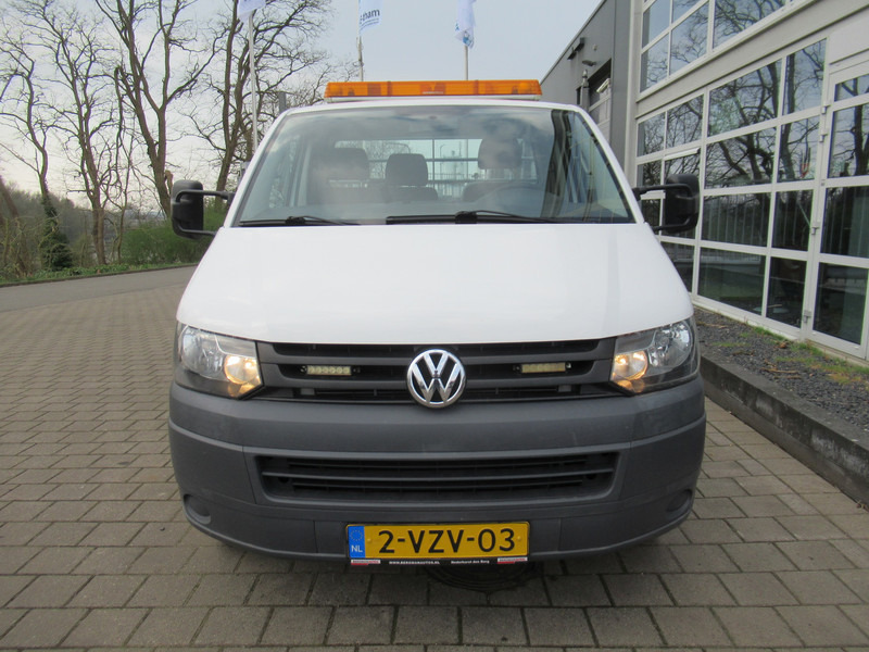 Volkswagen Transporter T5 2.0 TDI 62KW L2H1 Pick-Up Open laadbak - Dodávka valník: obrázok 4 Volkswagen Transporter T5 2.0 TDI 62KW L2H1 Pick-Up Open laadbak - Dodávka valník: obrázok 4
