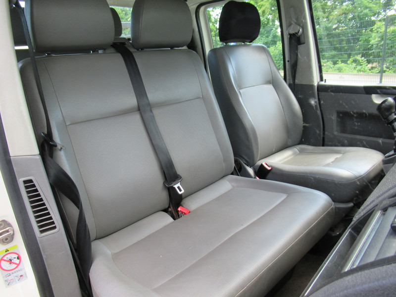 Dodávka valník, Dodávkа s dvojitou kabínou Volkswagen Transporter T5 2.5 TDI 96KW 340 DOKA Dubbelcabine: obrázok 7