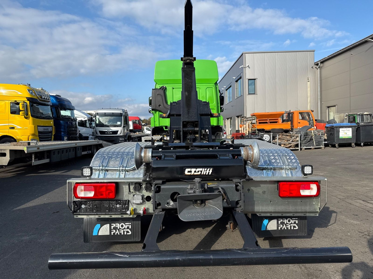 DAF CF 480 + 2023 CTS Lift Retarder/Lift-Lenk/SSC - Hákový nosič kontajnerov: obrázok 4 DAF CF 480 + 2023 CTS Lift Retarder/Lift-Lenk/SSC - Hákový nosič kontajnerov: obrázok 4