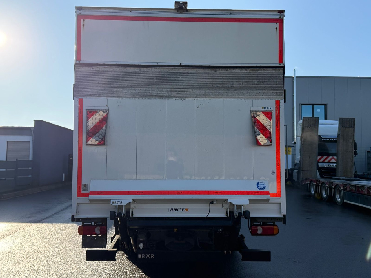 DAF LF 12.230 FA Koffer, Lbw, Ahk., 7.3m, E6, TOP - Skříňový nákladní auto: obrázok 5 DAF LF 12.230 FA Koffer, Lbw, Ahk., 7.3m, E6, TOP - Skříňový nákladní auto: obrázok 5