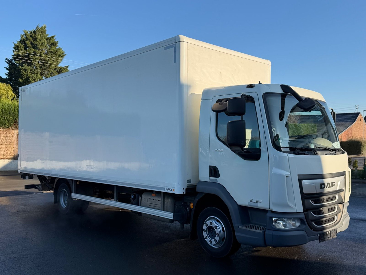DAF LF 12.230 FA Koffer, Lbw, Ahk., 7.3m, E6, TOP - Skříňový nákladní auto: obrázok 3 DAF LF 12.230 FA Koffer, Lbw, Ahk., 7.3m, E6, TOP - Skříňový nákladní auto: obrázok 3
