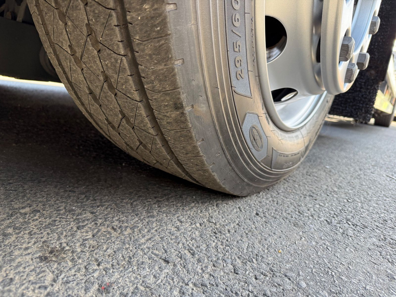 Leasing DAF XF430/Jumbo;Mega/Intarder/Standklima-Heizung/BDF DAF XF430/Jumbo;Mega/Intarder/Standklima-Heizung/BDF: obrázok 21 Leasing DAF XF430/Jumbo;Mega/Intarder/Standklima-Heizung/BDF DAF XF430/Jumbo;Mega/Intarder/Standklima-Heizung/BDF: obrázok 21