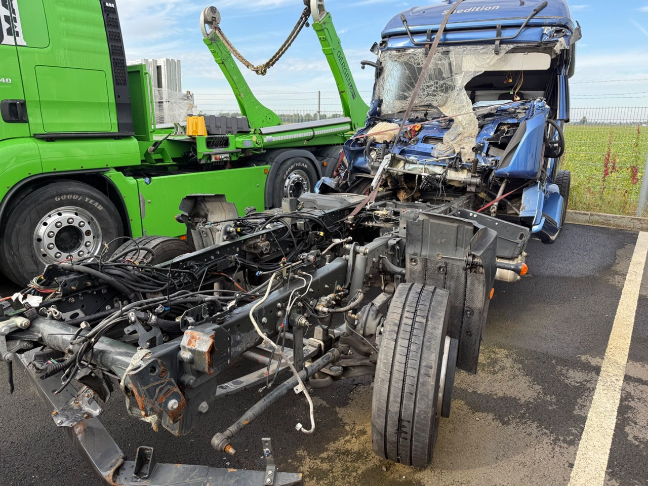 Iveco Eurocargo 110EL250 Unfallchassis - Nákladné vozidlo na prepravu automobilov: obrázok 1 Iveco Eurocargo 110EL250 Unfallchassis - Nákladné vozidlo na prepravu automobilov: obrázok 1