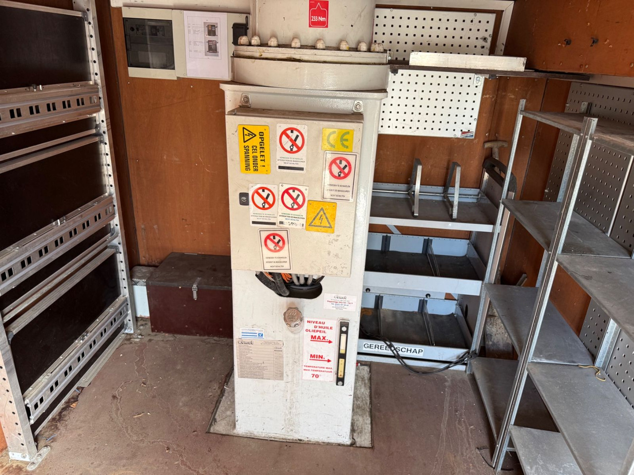 Automobilová plošina Iveco Eurocargo 120E18 E5/15m/Comet 151TAL: obrázok 14 Automobilová plošina Iveco Eurocargo 120E18 E5/15m/Comet 151TAL: obrázok 14