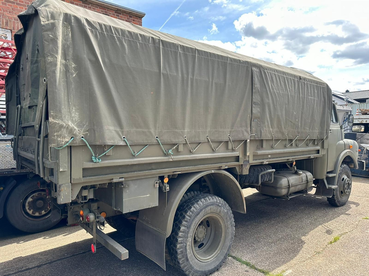 MAN 11.136 HA 4X4*H-zul.*schön*ex belg. Armee - Plachtová dodávka: obrázok 2 MAN 11.136 HA 4X4*H-zul.*schön*ex belg. Armee - Plachtová dodávka: obrázok 2