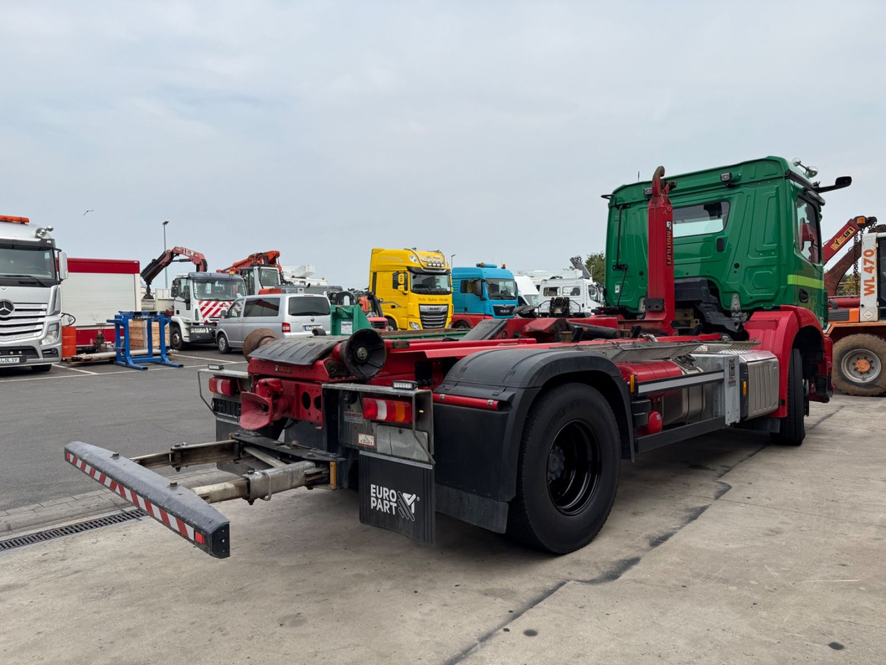 Mercedes-Benz Arocs 1836/10,7L/Hiab Ultima 14S/4x2/Autom./Top - Hákový nosič kontajnerov: obrázok 5 Mercedes-Benz Arocs 1836/10,7L/Hiab Ultima 14S/4x2/Autom./Top - Hákový nosič kontajnerov: obrázok 5