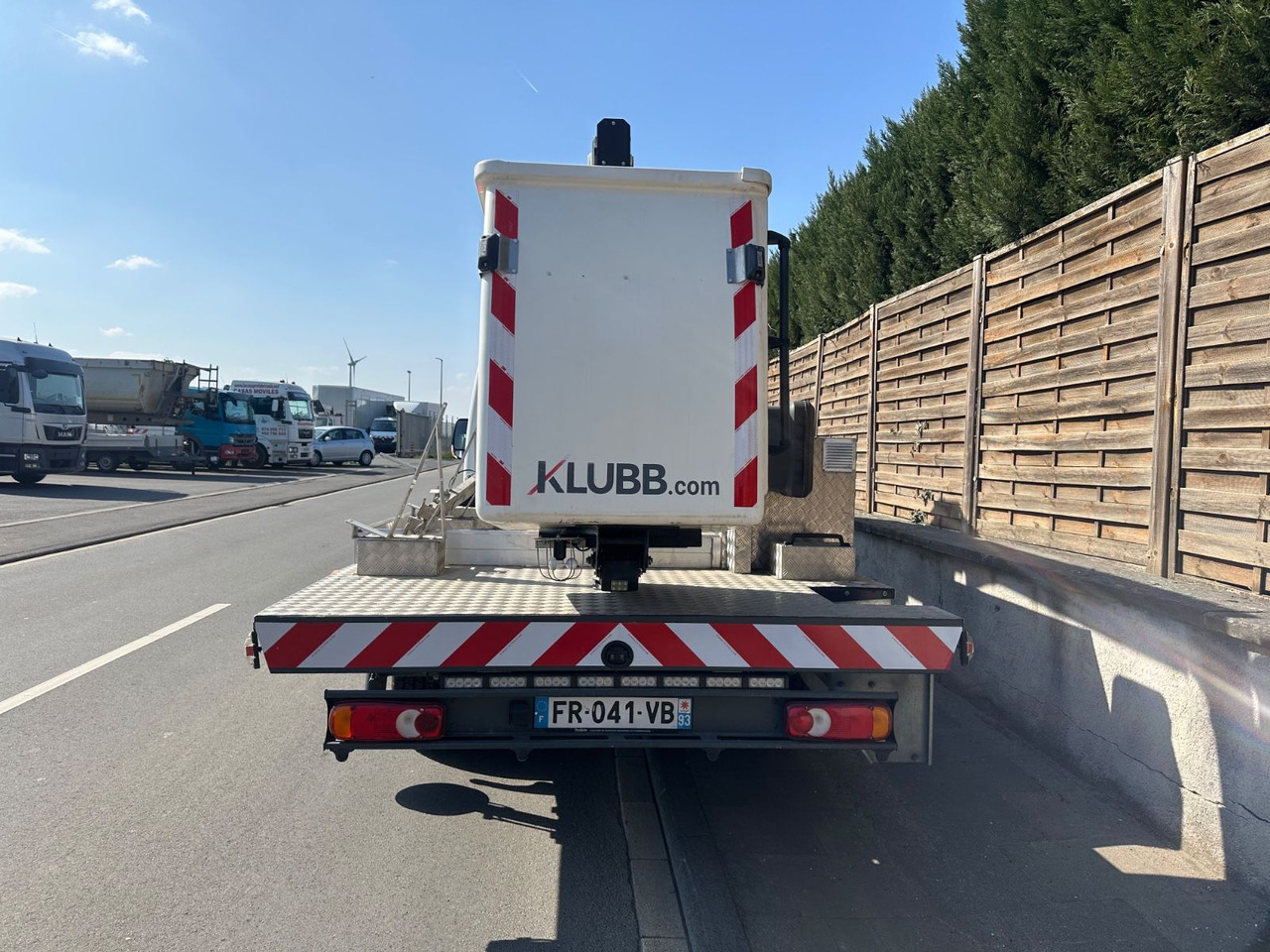 Renault Master III*Steiger 12m*orig.km*Topzustand* Renault Master III/Steiger 11,2m/orig.km*Topzustand* - Automobilová plošina, Dodávka: obrázok 5 Renault Master III*Steiger 12m*orig.km*Topzustand* Renault Master III/Steiger 11,2m/orig.km*Topzustand* - Automobilová plošina, Dodávka: obrázok 5