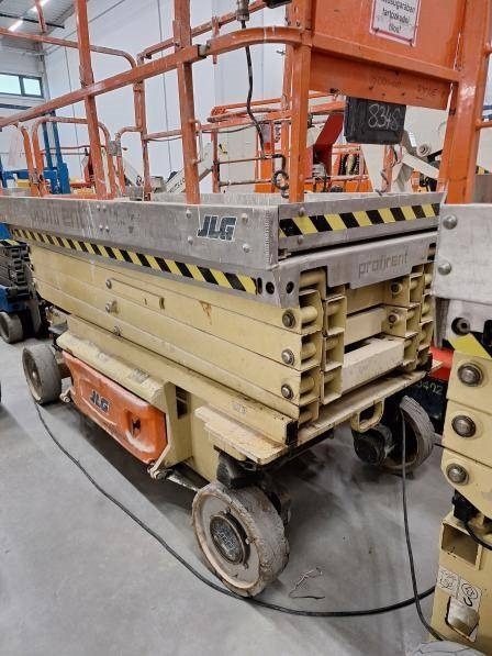 JLG 3246 ES - Samohybná plošiny: obrázok 4 JLG 3246 ES - Samohybná plošiny: obrázok 4