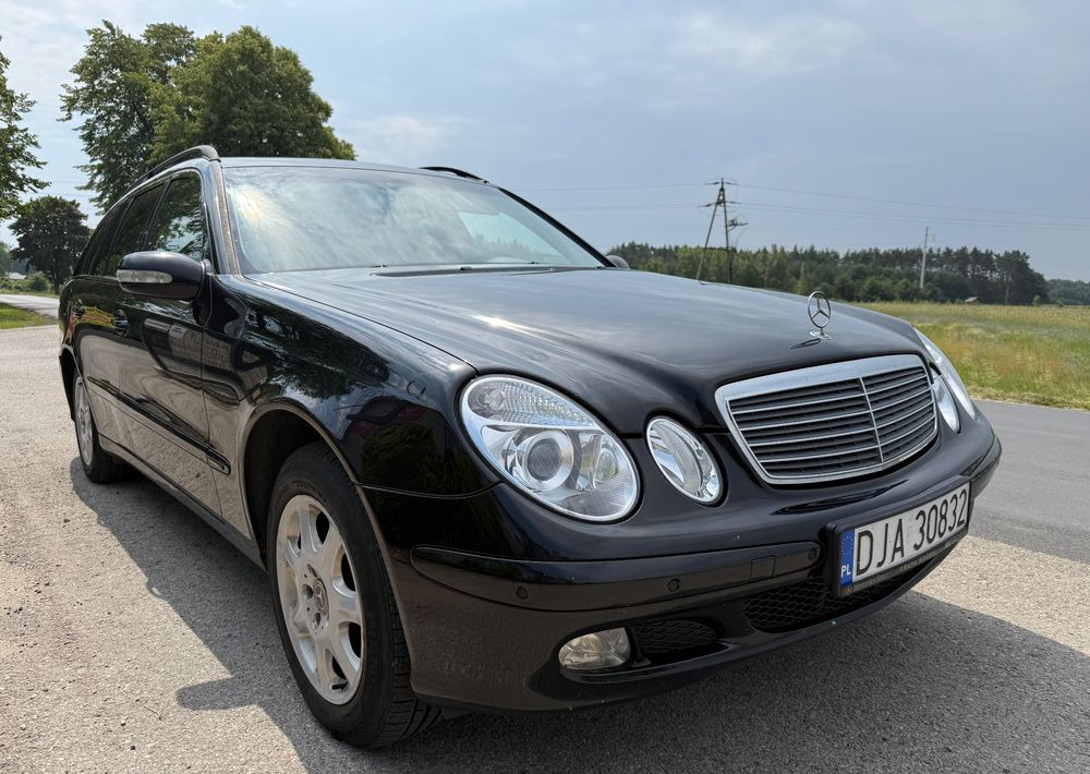 Mercedes-Benz Klasa E - Automobil: obrázok 4 Mercedes-Benz Klasa E - Automobil: obrázok 4