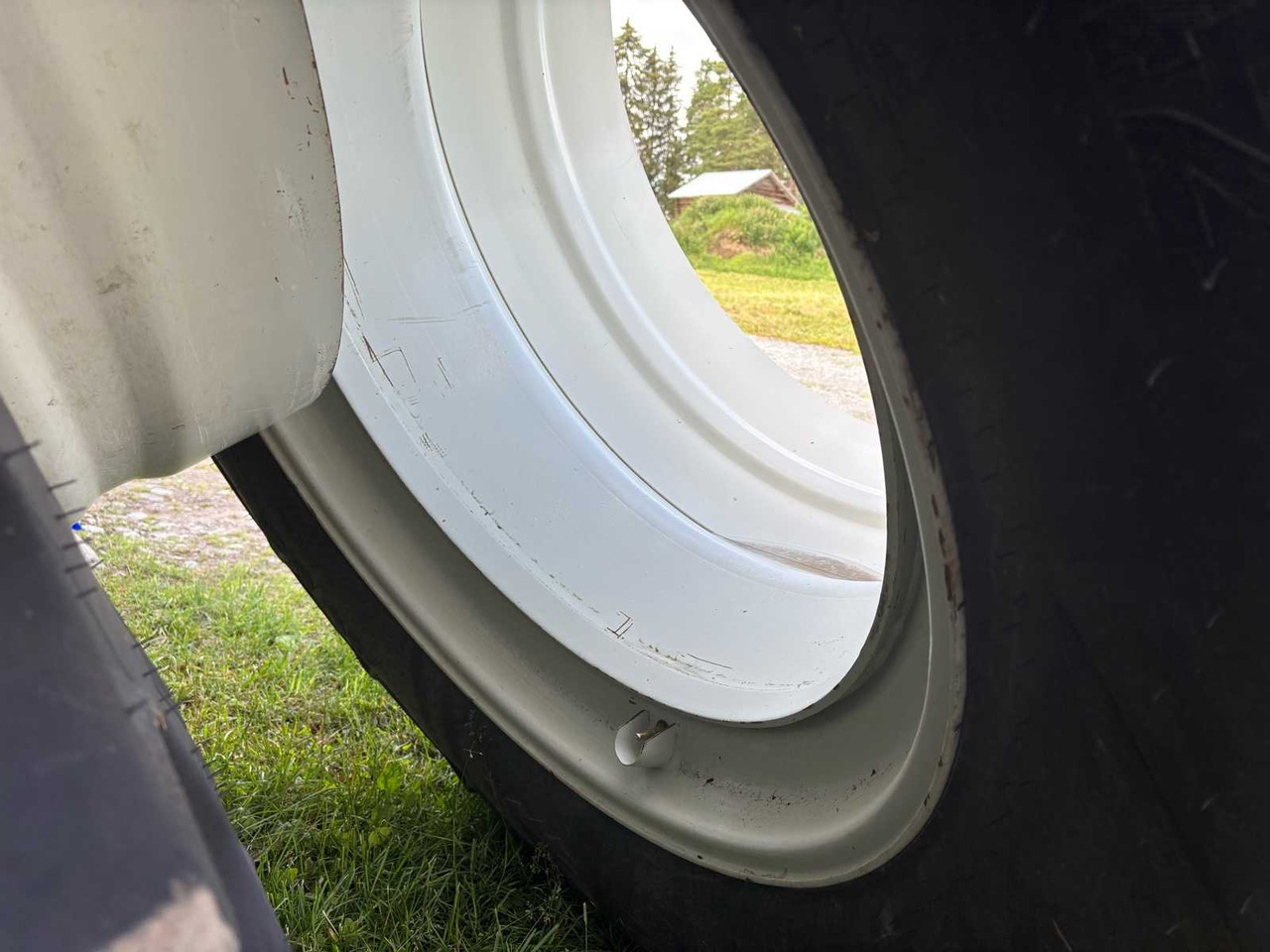 Tractor tires Mitas 2pcs - Pneumatika pre Traktor: obrázok 5 Tractor tires Mitas 2pcs - Pneumatika pre Traktor: obrázok 5