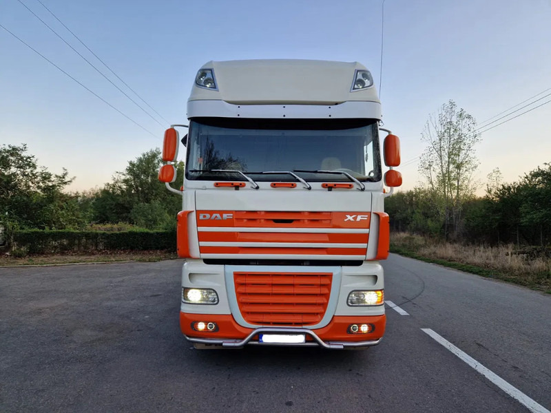 DAF XF 105.460 Manual - Terminálový ťahač: obrázok 1 DAF XF 105.460 Manual - Terminálový ťahač: obrázok 1