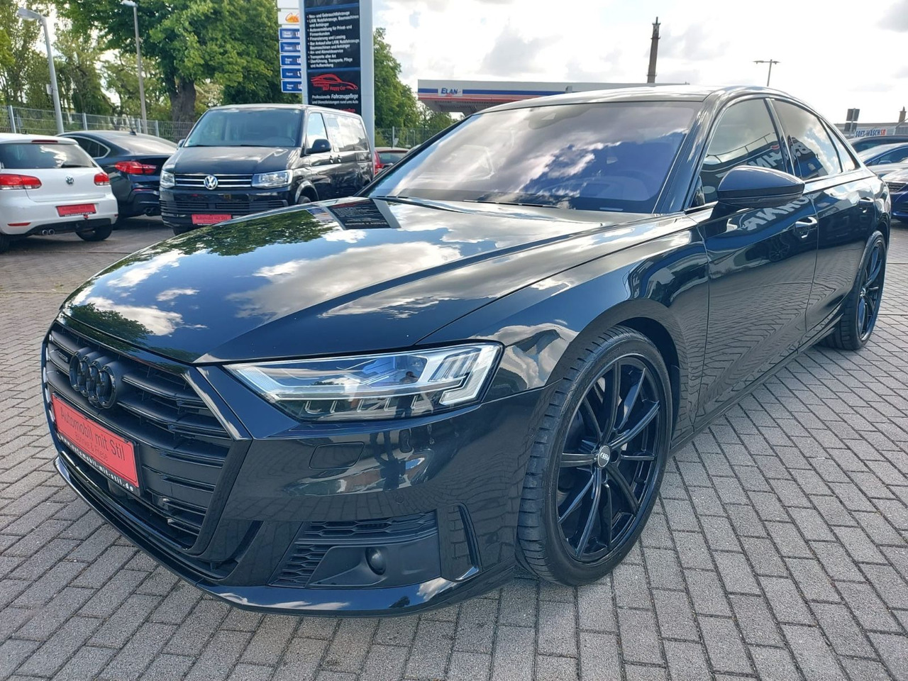 Audi A8 60 TDI quattro LED VOLL HEAD UP B&O VOLL VOL - Sedan: obrázok 4 Audi A8 60 TDI quattro LED VOLL HEAD UP B&O VOLL VOL - Sedan: obrázok 4