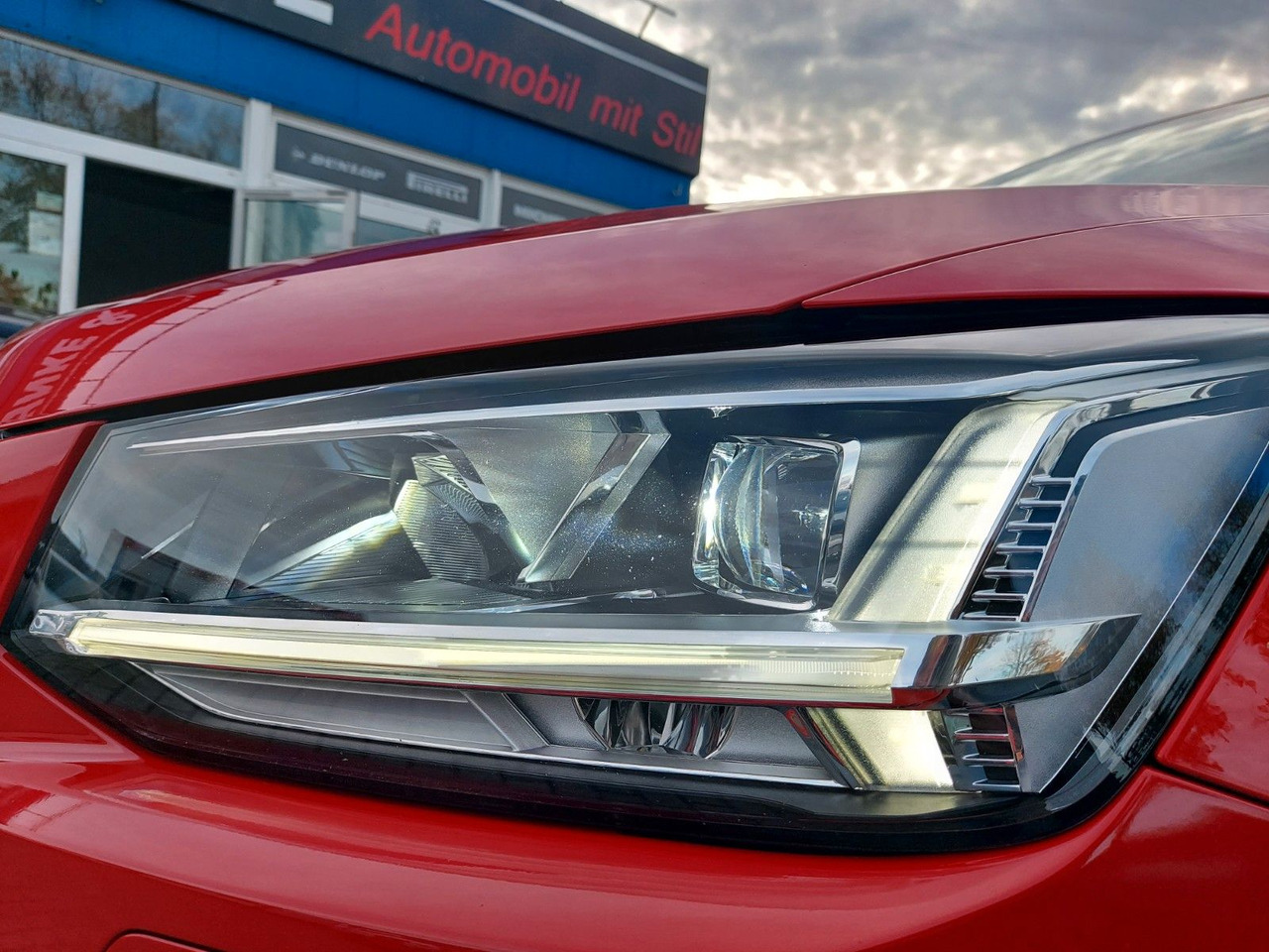 Audi Q2 40 TFSI quattro sport LED Leder Kamera AHK - SUV: obrázok 2 Audi Q2 40 TFSI quattro sport LED Leder Kamera AHK - SUV: obrázok 2