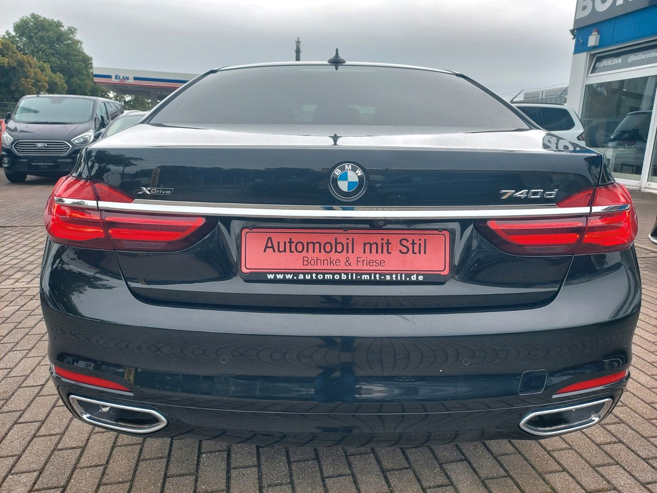 BMW 740 Baureihe 7 Lim 740 d xDrive Glasdach ACC - Sedan: obrázok 5 BMW 740 Baureihe 7 Lim 740 d xDrive Glasdach ACC - Sedan: obrázok 5