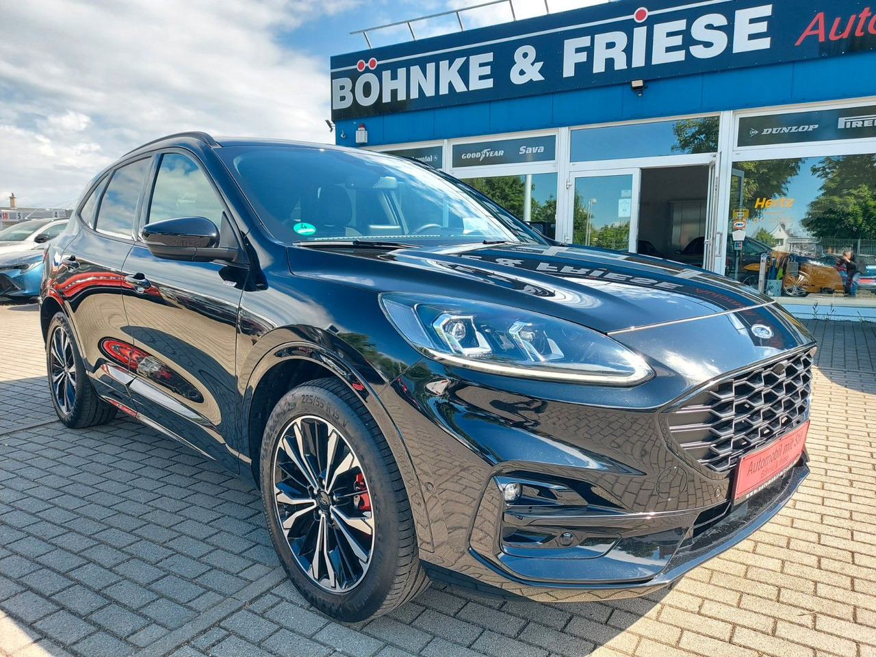 SUV Ford Kuga Plug-In Hybrid ST-Line X LED AUTOMATIK: obrázok 1