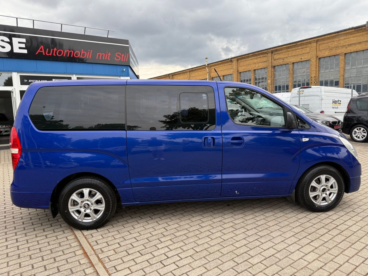 Hyundai H-1 Travel Comfort 8 SITZER KLIMAA. STANDHEIZUNG - Mikrobus: obrázok 3 Hyundai H-1 Travel Comfort 8 SITZER KLIMAA. STANDHEIZUNG - Mikrobus: obrázok 3