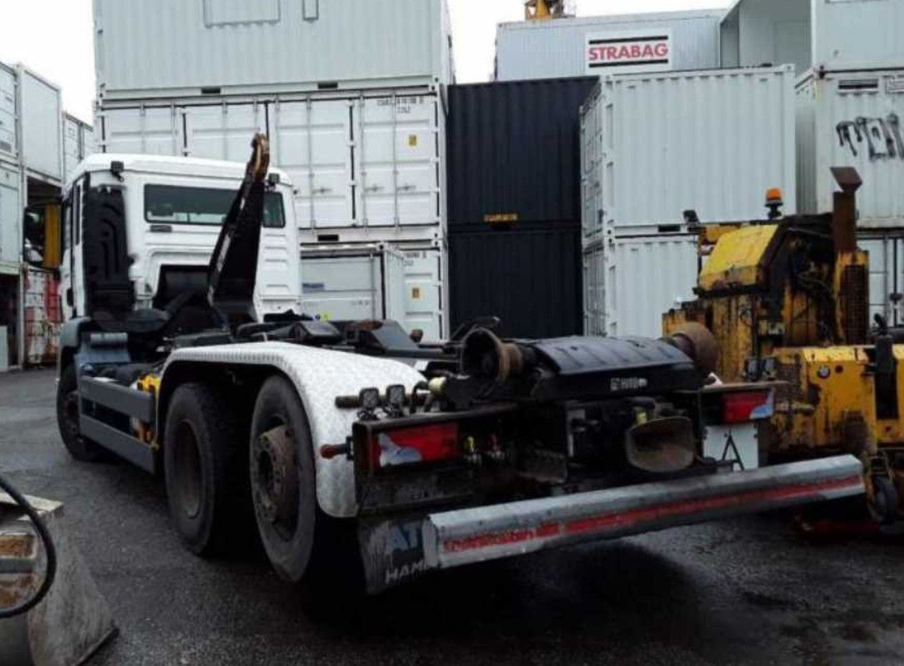 MAN 26.400 ABROLLER HIAB - Hákový nosič kontajnerov: obrázok 4 MAN 26.400 ABROLLER HIAB - Hákový nosič kontajnerov: obrázok 4