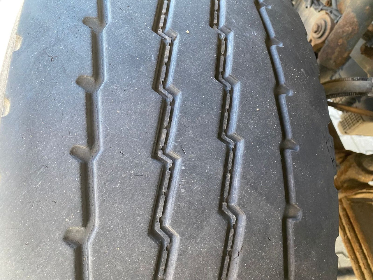 Leasing  Mercedes-Benz Actros 2/3 6-Zyl. 1841 MEILER ABSATZKIPP. WINTER Mercedes-Benz Actros 2/3 6-Zyl. 1841 MEILER ABSATZKIPP. WINTER: obrázok 19