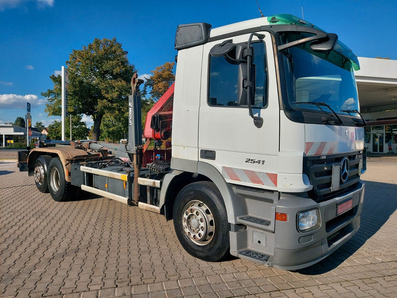 Mercedes-Benz Actros 6-Zyl. 2541 HMF KRAN ABROLLKIPPER - Hákový nosič kontajnerov, Auto s hydraulickou rukou: obrázok 5 Mercedes-Benz Actros 6-Zyl. 2541 HMF KRAN ABROLLKIPPER - Hákový nosič kontajnerov, Auto s hydraulickou rukou: obrázok 5