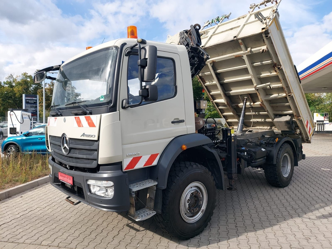 Mercedes-Benz Atego / 1324 MEILER 4X4 KRAN ATLAS 116.3 - Sklápač, Auto s hydraulickou rukou: obrázok 4 Mercedes-Benz Atego / 1324 MEILER 4X4 KRAN ATLAS 116.3 - Sklápač, Auto s hydraulickou rukou: obrázok 4