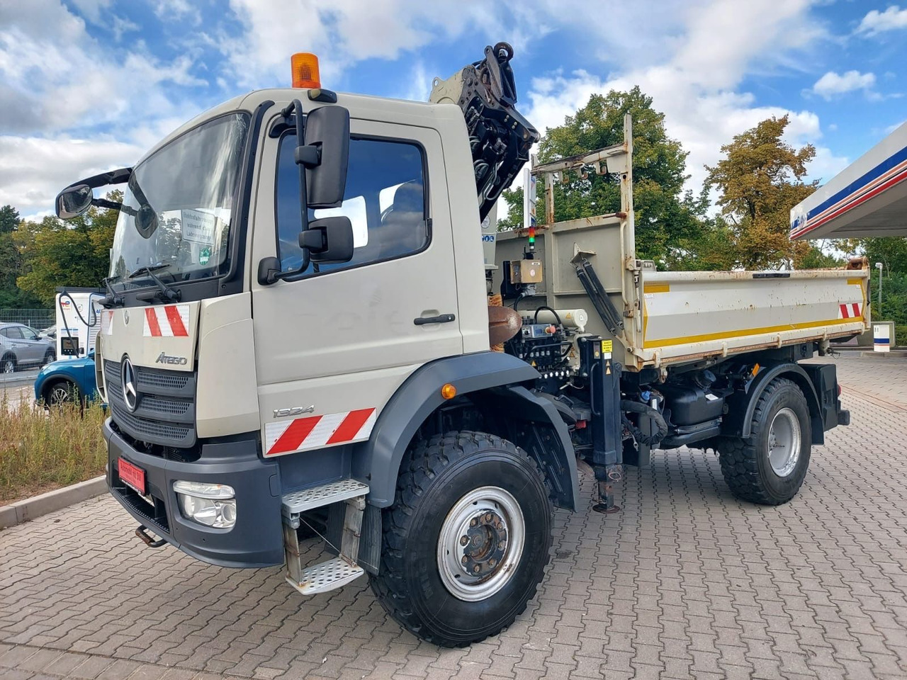 Mercedes-Benz Atego / 1324 MEILER 4X4 KRAN ATLAS 116.3 - Sklápač, Auto s hydraulickou rukou: obrázok 1 Mercedes-Benz Atego / 1324 MEILER 4X4 KRAN ATLAS 116.3 - Sklápač, Auto s hydraulickou rukou: obrázok 1