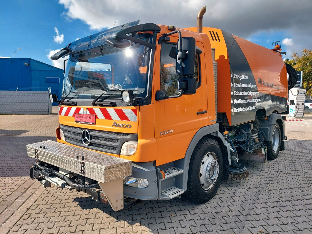 Mercedes-Benz Atego 2 6-Zyl. 4x2 1324 Schmidt SK 600 Klima - Zametacie vozidlo: obrázok 1 Mercedes-Benz Atego 2 6-Zyl. 4x2 1324 Schmidt SK 600 Klima - Zametacie vozidlo: obrázok 1